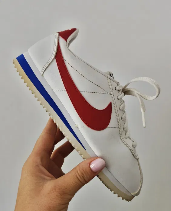 Nike Cortez - Blancas con Rojo